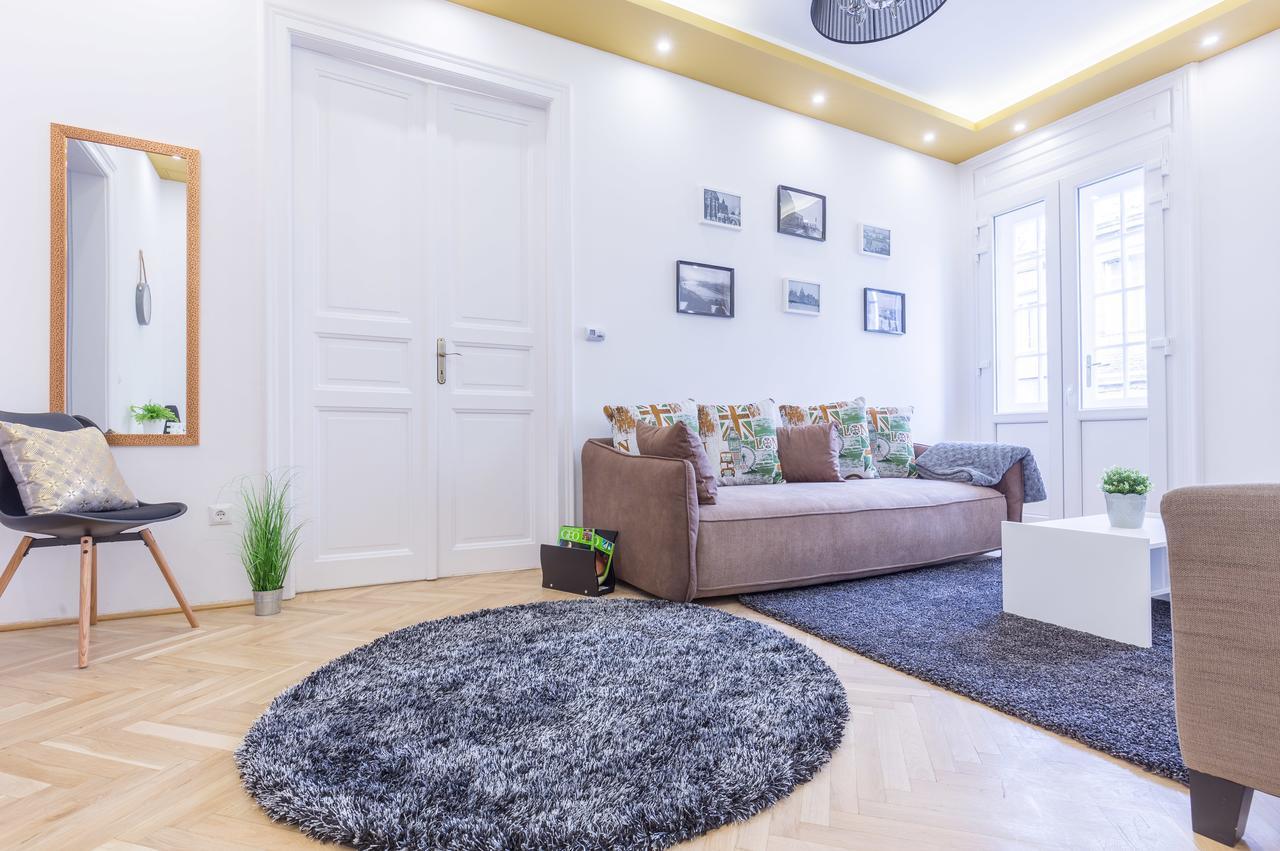 Real Apartments Zoltan Budapest Eksteriør billede