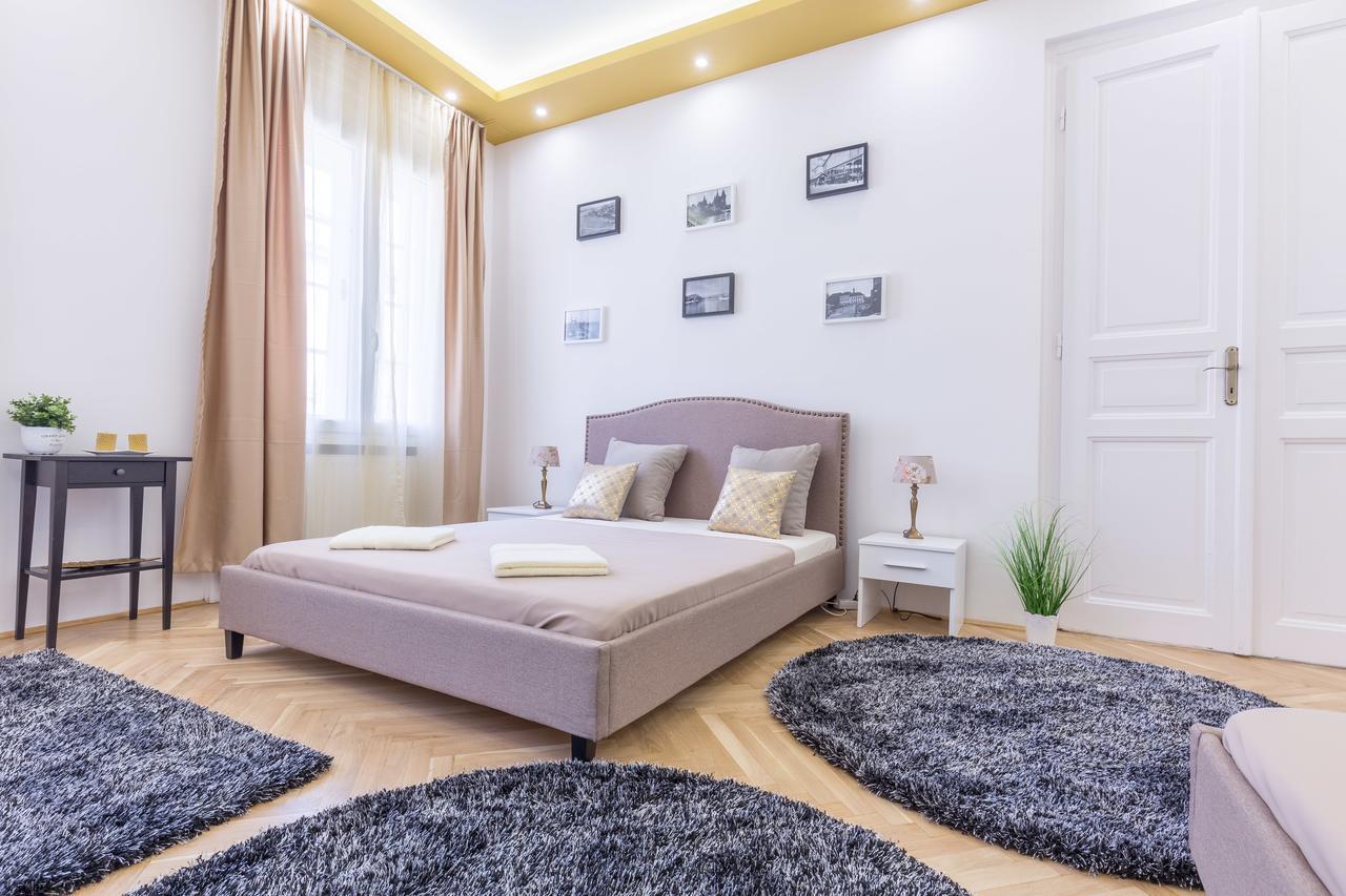 Real Apartments Zoltan Budapest Eksteriør billede