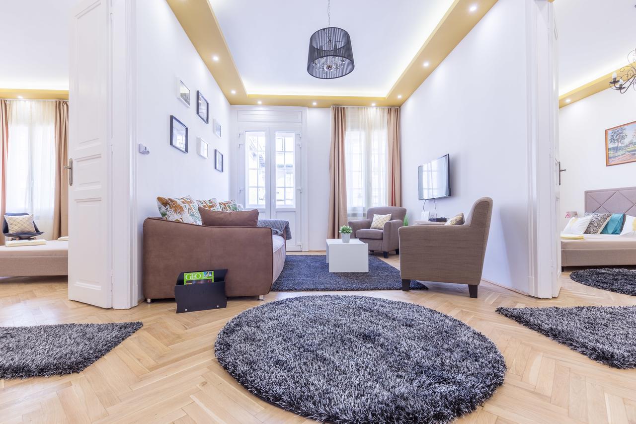 Real Apartments Zoltan Budapest Eksteriør billede